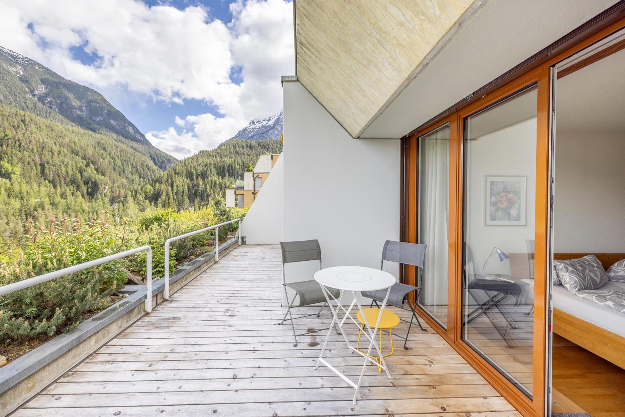 Tulai H90 Apartment Scuol Exterior photo